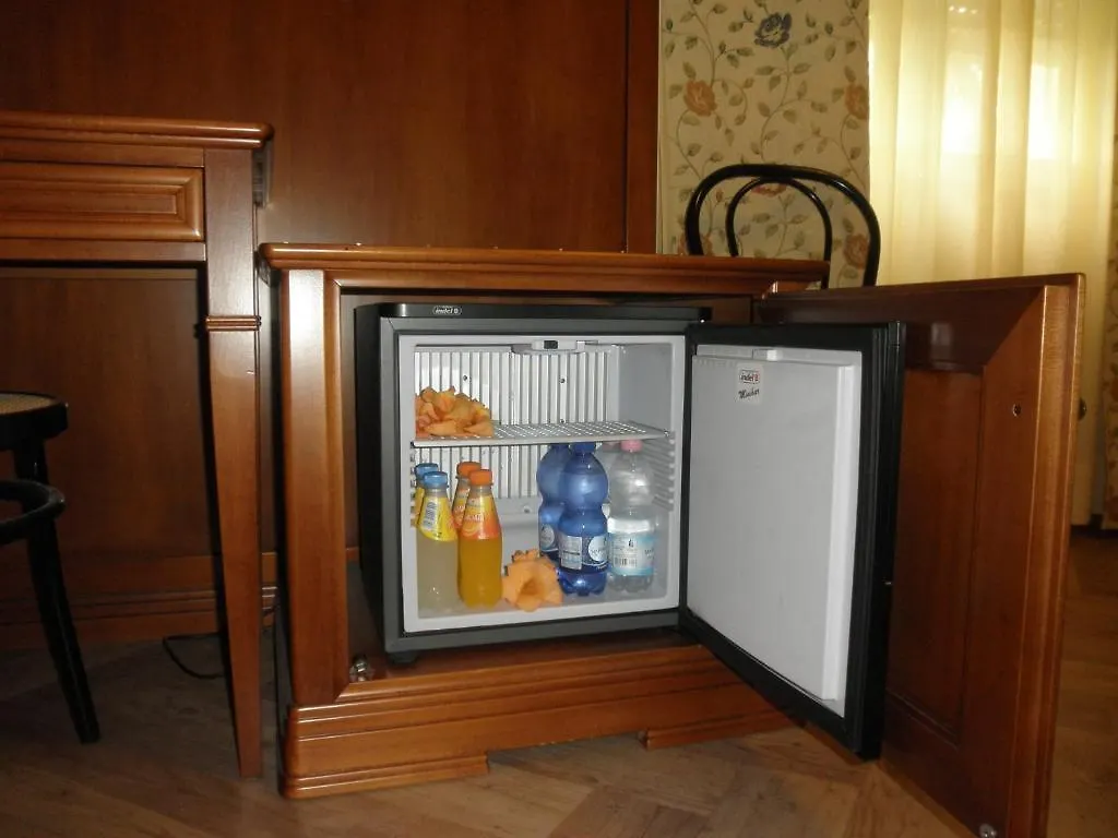 Park Hotel Fantoni Tabiano Terme 3*,  意大利