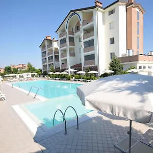 Aparthotel Cleo